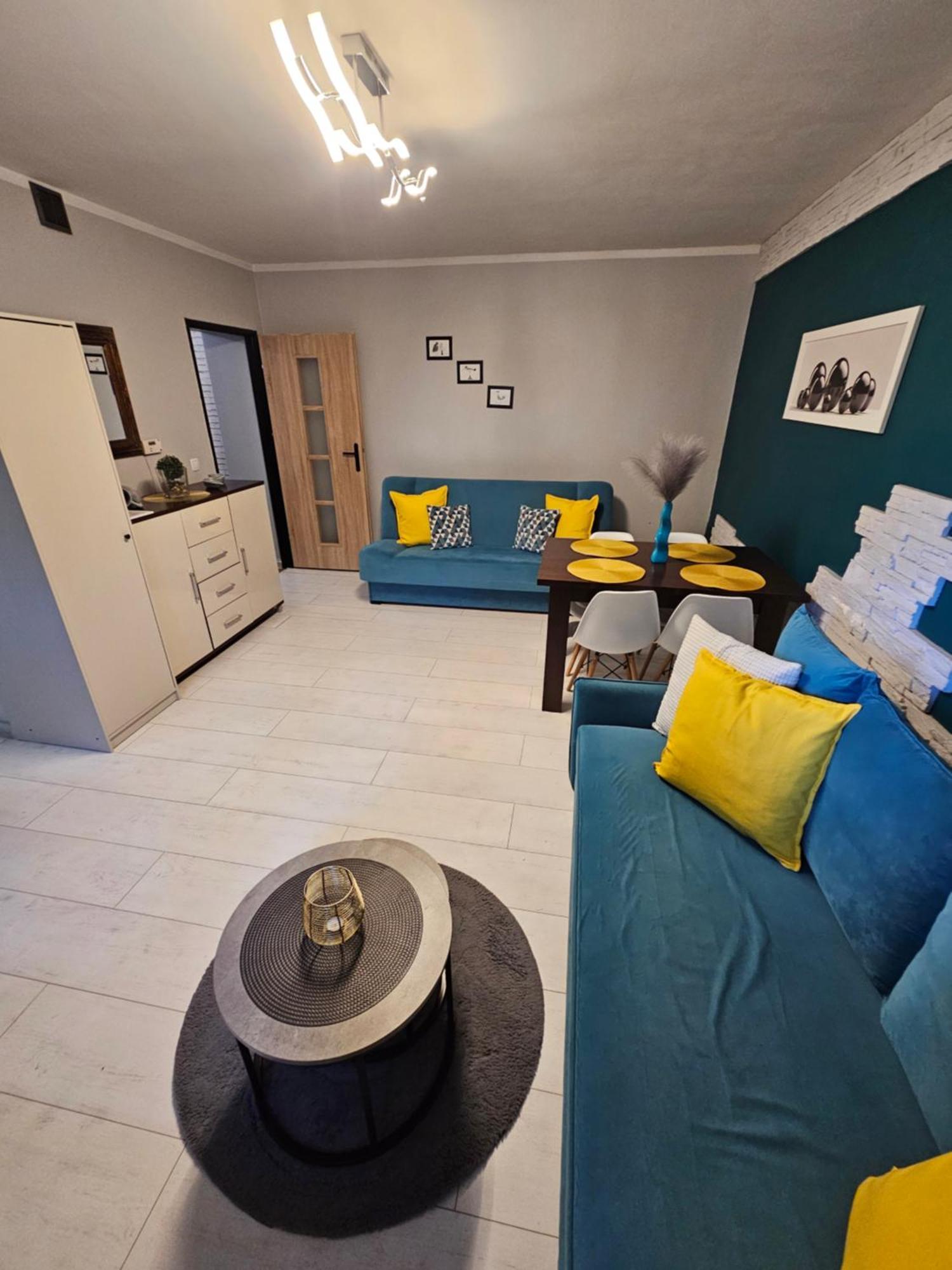 Quiet Basement Apartment Poznan Exterior photo